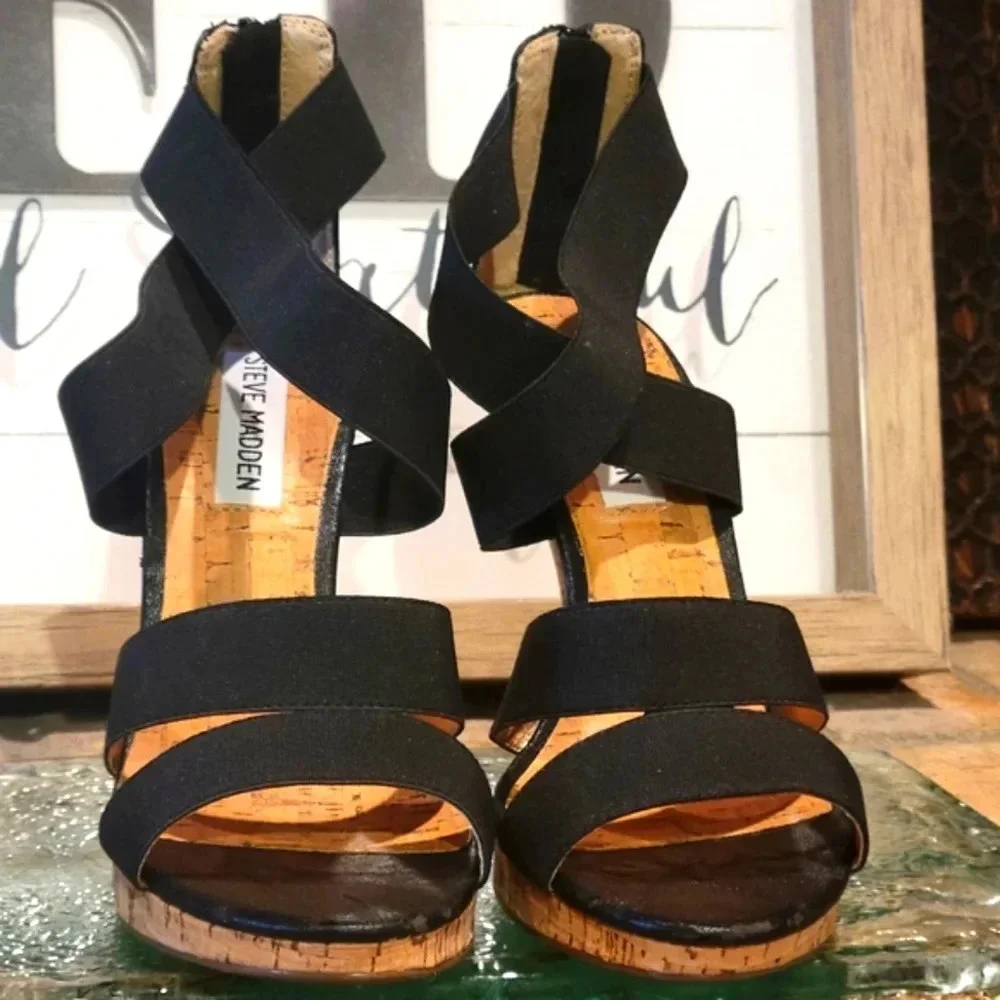 Steve Madden Hecttic Platform Stiletto Cork-like Zipper back Sz 7